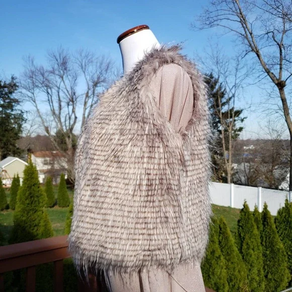 Faux Fur Vest Taupe Tan Variegated Vegan VSCO Juniors Sz M - Picture 7 of 10
